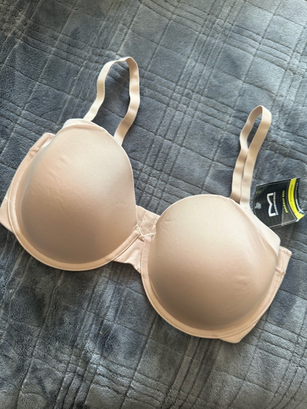 Maidenform Nude Full-Coverage Molded T-Shirt Bra 36DD